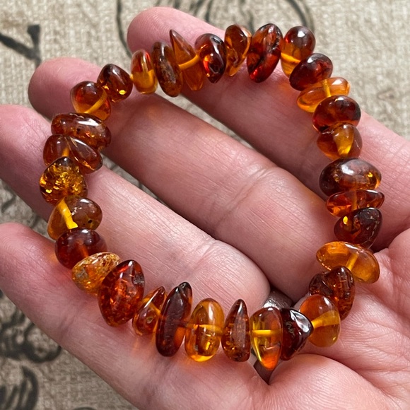 Natural Baltic honey amber stretchy bead bracelet bangle - Picture 3 of 4